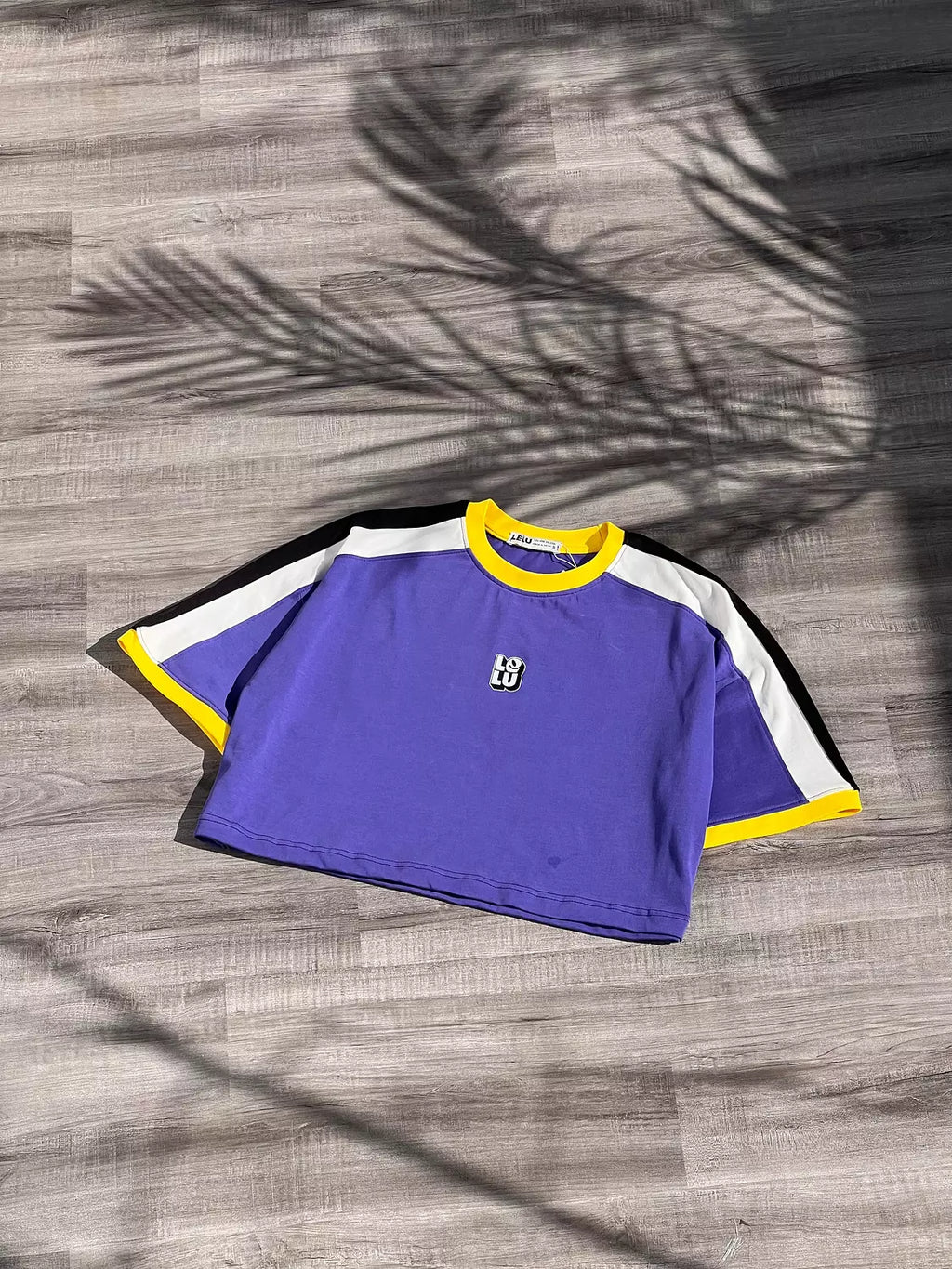 Retro crop boxy